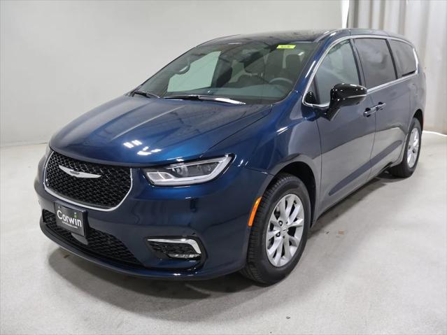 2025 Chrysler Pacifica PACIFICA SELECT AWD