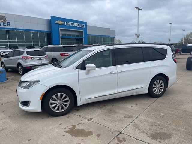 2017 Chrysler Pacifica Touring-L