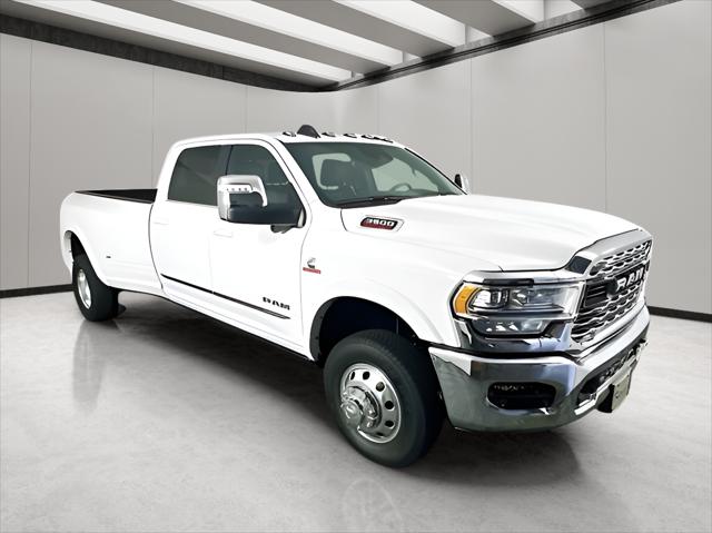 2024 RAM 3500 Limited Crew Cab 4x4 8 Box