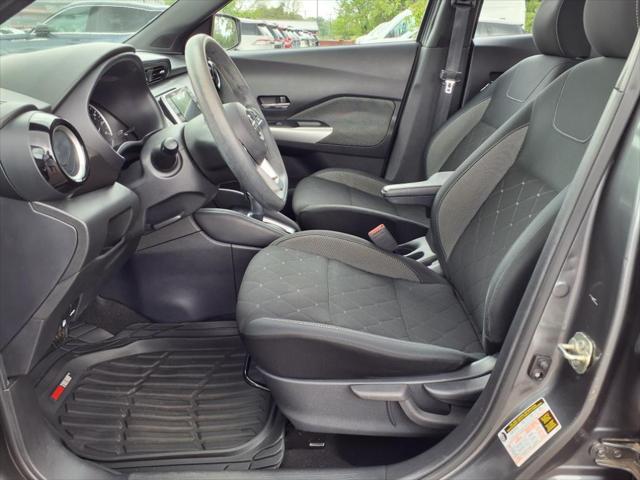 2020 Nissan Kicks SV Xtronic CVT