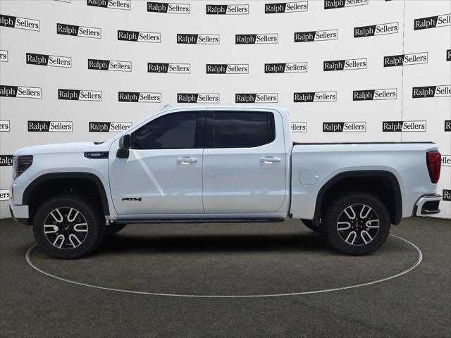 2022 GMC Sierra 1500 4WD Crew Cab Short Box AT4