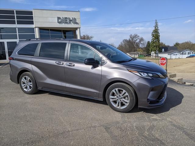 2022 Toyota Sienna XSE