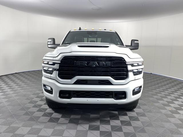 2025 RAM Ram 2500 RAM 2500 LARAMIE MEGA CAB 4X4 64 BOX