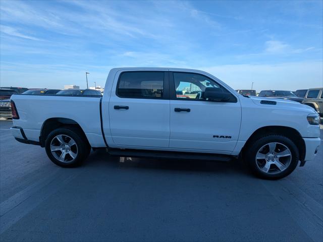 2025 RAM 1500 Tradesman Crew Cab 4x4 57 Box
