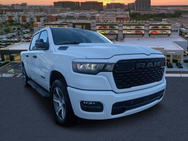 2025 RAM 1500 Tradesman Crew Cab 4x4 57 Box