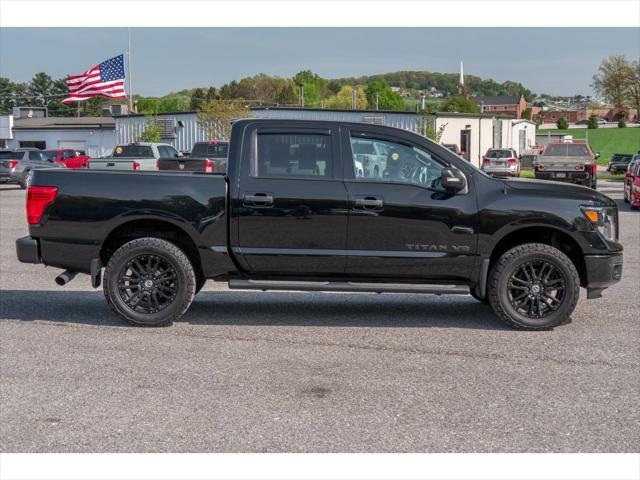 2018 Nissan TITAN SL