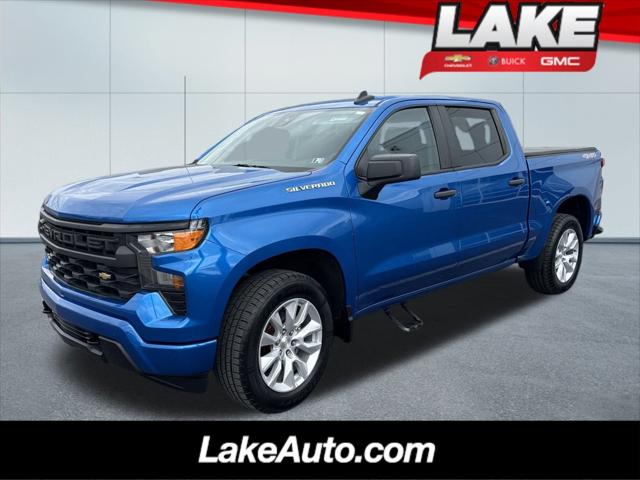 2022 Chevrolet Silverado 1500 4WD Crew Cab Short Bed Custom