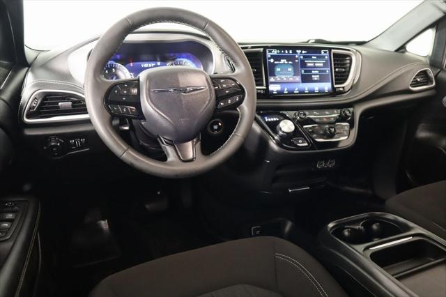 2023 Chrysler Pacifica Touring