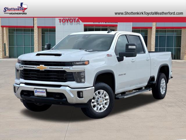 2024 Chevrolet Silverado 2500HD 4WD Crew Cab Standard Bed LT