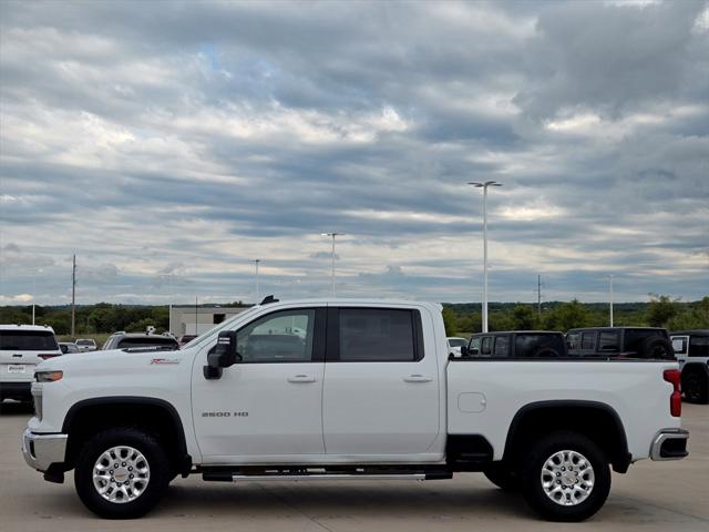 2024 Chevrolet Silverado 2500HD 4WD Crew Cab Standard Bed LT