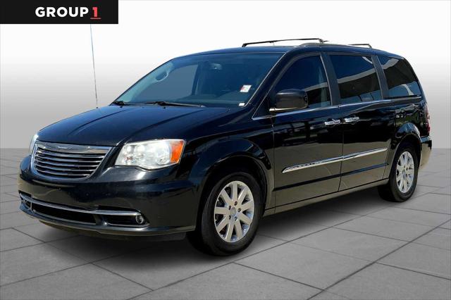 2015 Chrysler Town and Country Touring