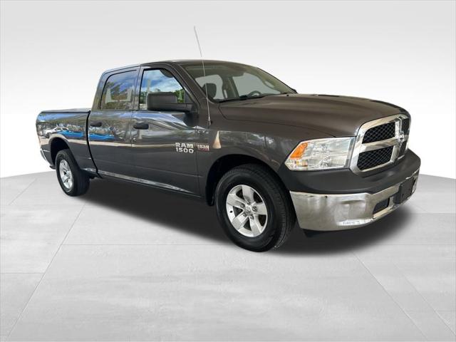 2017 RAM 1500 Tradesman Crew Cab 4x2 64 Box