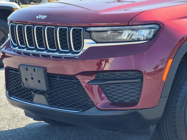 2023 Jeep Grand Cherokee Laredo 4x4