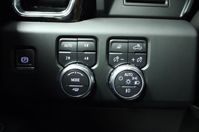 2024 GMC Sierra 1500 4WD Crew Cab Standard Box Denali