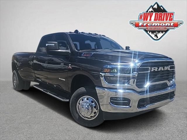 2025 RAM Ram 3500 RAM 3500 BIG HORN CREW CAB 4X4 8 BOX