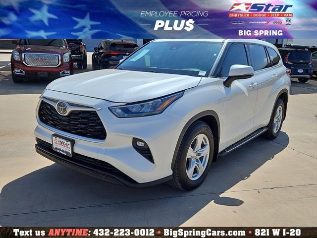 2020 Toyota Highlander LE