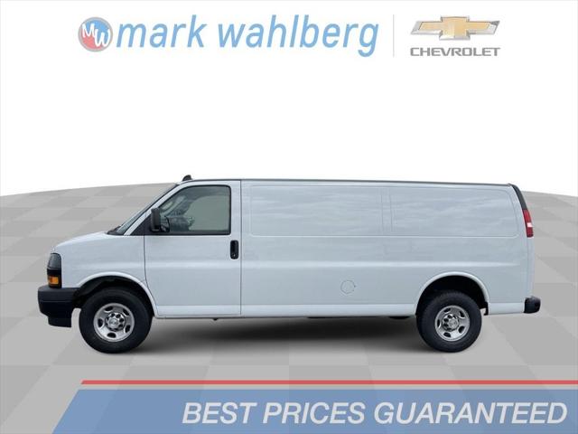 2022 Chevrolet Express Cargo RWD 2500 Extended Wheelbase WT 2022 Chevrolet Express Cargo RWD 2500 Extended Wheelbase WT