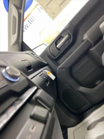 2025 GMC Sierra 2500HD 4WD Regular Cab Long Bed Pro