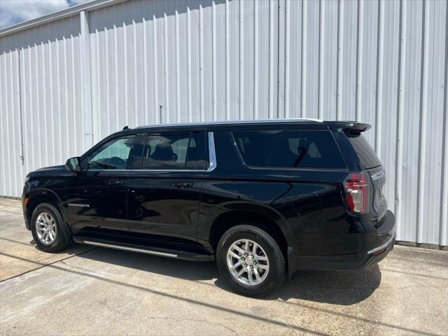 2023 Chevrolet Suburban 2WD LS