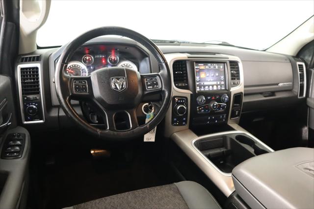 2017 RAM 1500 Big Horn Crew Cab 4x4 57 Box