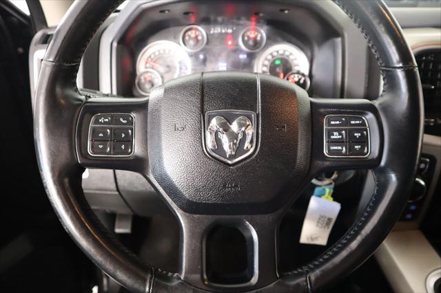 2017 RAM 1500 Big Horn Crew Cab 4x4 57 Box