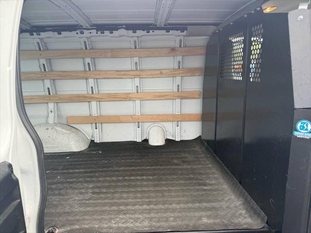 2022 GMC Savana Cargo RWD 2500 Regular Wheelbase Work Van