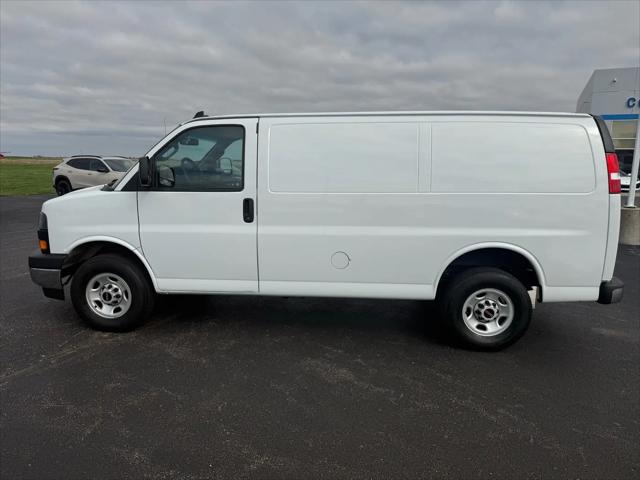 2022 GMC Savana Cargo RWD 2500 Regular Wheelbase Work Van