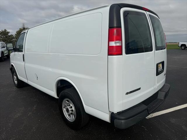 2022 GMC Savana Cargo RWD 2500 Regular Wheelbase Work Van