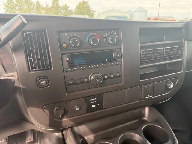 2022 GMC Savana Cargo RWD 2500 Regular Wheelbase Work Van