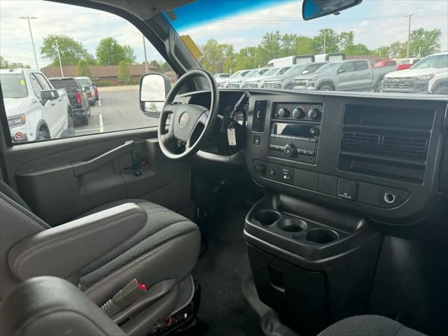 2022 GMC Savana Cargo RWD 2500 Regular Wheelbase Work Van