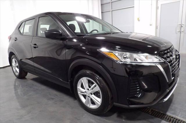 2024 Nissan Kicks S Xtronic CVT