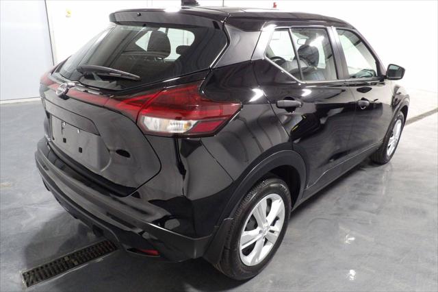 2024 Nissan Kicks S Xtronic CVT