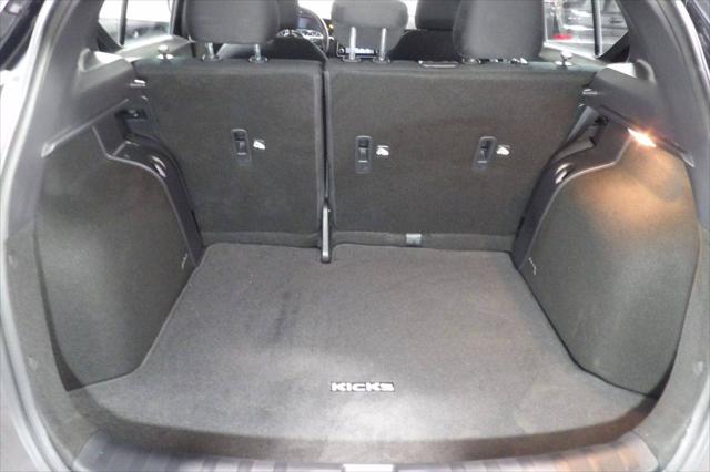 2024 Nissan Kicks S Xtronic CVT
