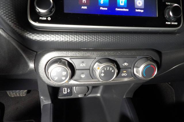 2024 Nissan Kicks S Xtronic CVT