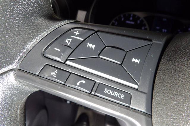 2024 Nissan Kicks S Xtronic CVT