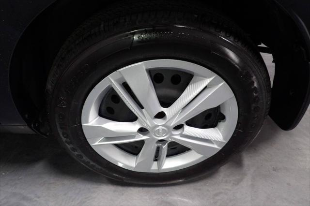 2024 Nissan Kicks S Xtronic CVT