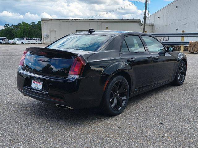 2021 Chrysler 300 300S