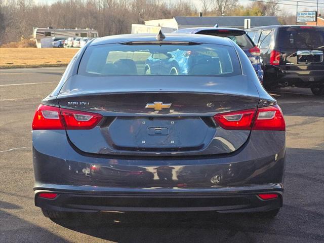 2020 Chevrolet Malibu FWD 1FL