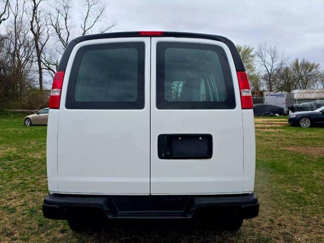 2021 Chevrolet Express Cargo Van RWD 2500 Regular Wheelbase WT