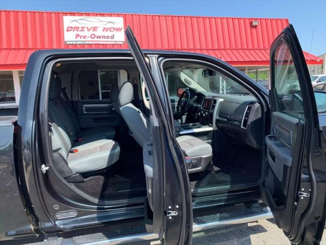 2017 Ram 1500 Lone Star Crew Cab 4x4 5'7" Box