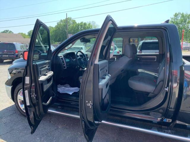 2017 Ram 1500 Lone Star Crew Cab 4x4 5'7" Box
