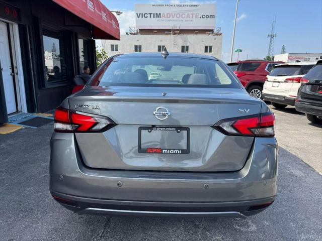 2021 Nissan Versa SV Xtronic CVT