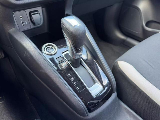 2021 Nissan Versa SV Xtronic CVT