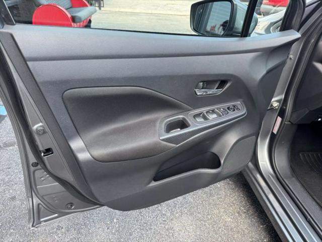 2021 Nissan Versa SV Xtronic CVT
