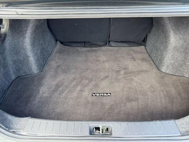2021 Nissan Versa SV Xtronic CVT