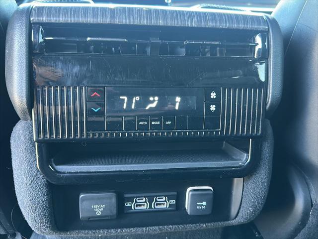 2022 Jeep Wagoneer Series II 4x4