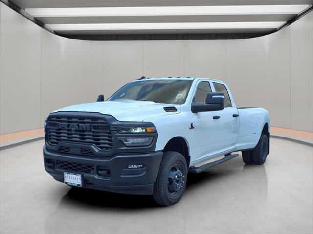 2025 RAM Ram 3500 RAM 3500 TRADESMAN CREW CAB 4X4 8 BOX