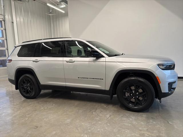 2024 Jeep Grand Cherokee L Altitude 4x4