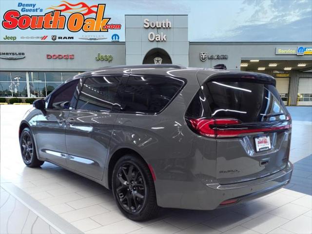 2025 Chrysler Pacifica PACIFICA LIMITED