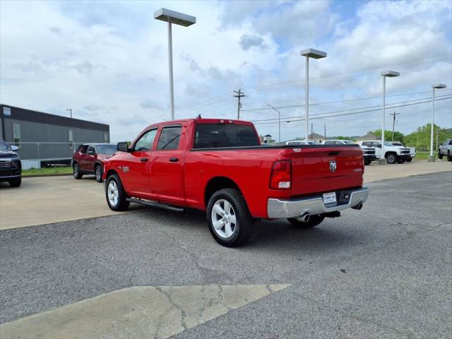 2024 RAM 1500 Classic Tradesman Crew Cab 4x4 64 Box